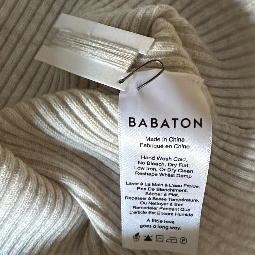 Babaton Light Beige V-Neck Sweater - Picture 6 of 7